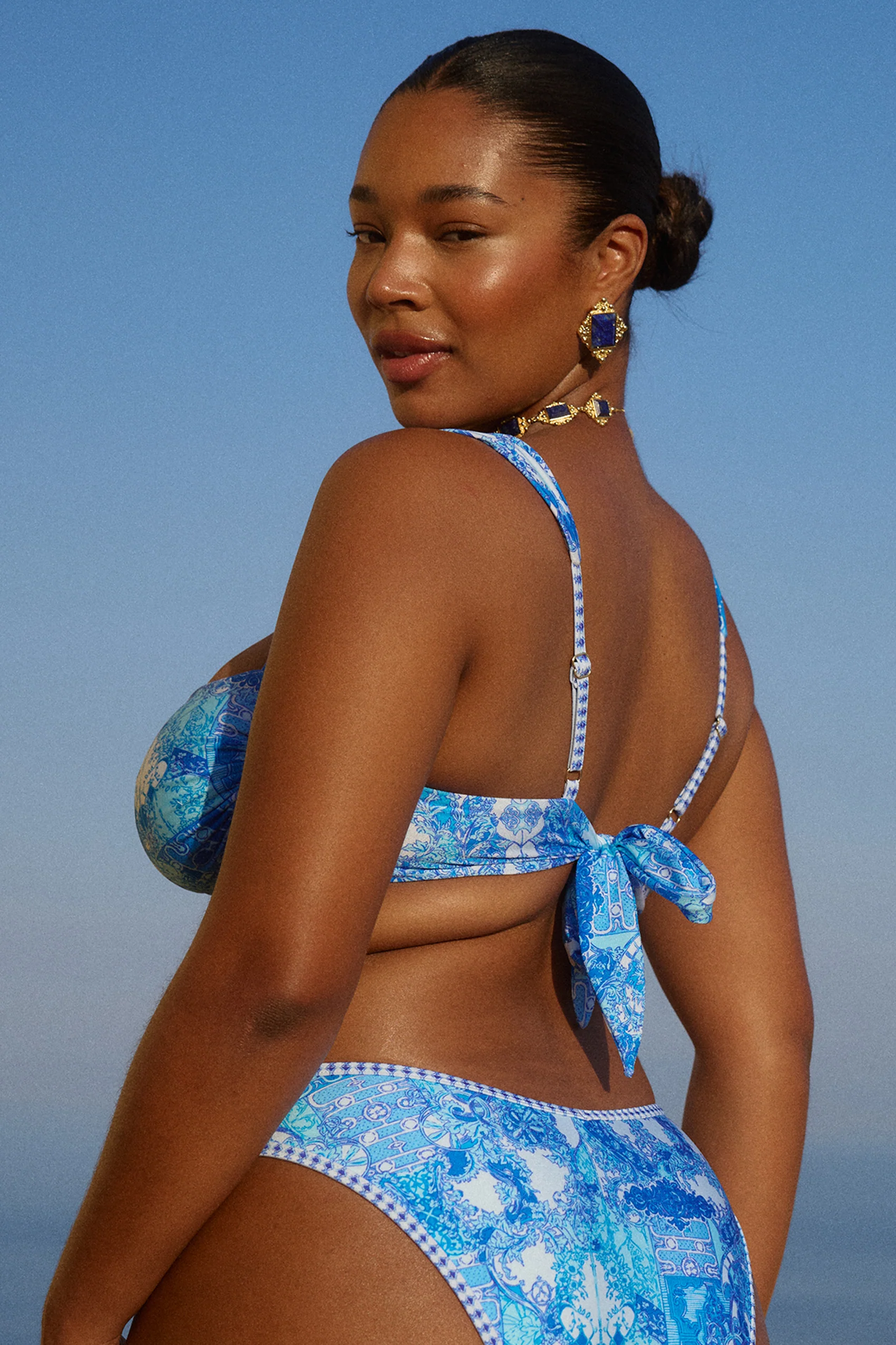 Ventura Bikini Top in Azzurro - Image 3